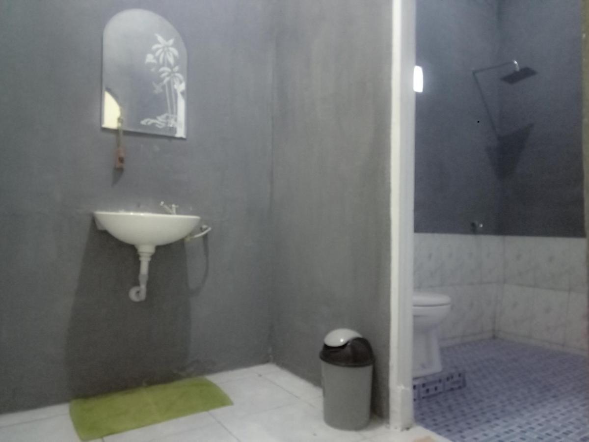 Tangkoko Ranger Homestay Bitung Exterior photo